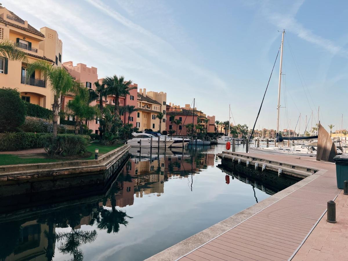 Sotogrande Alboaire- Waterfront Luxury 4 Bedroom Apt In The Marina Of Sotogrande Exterior foto